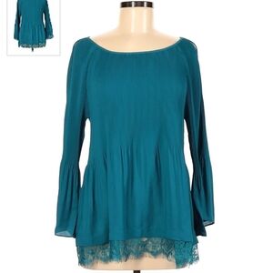 NWT Roz & Ali Teal Cold Shoulder Lace Hem Ruched Acordian Pleat Blouse Medium M